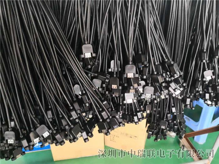 USB3.0母头线系列
